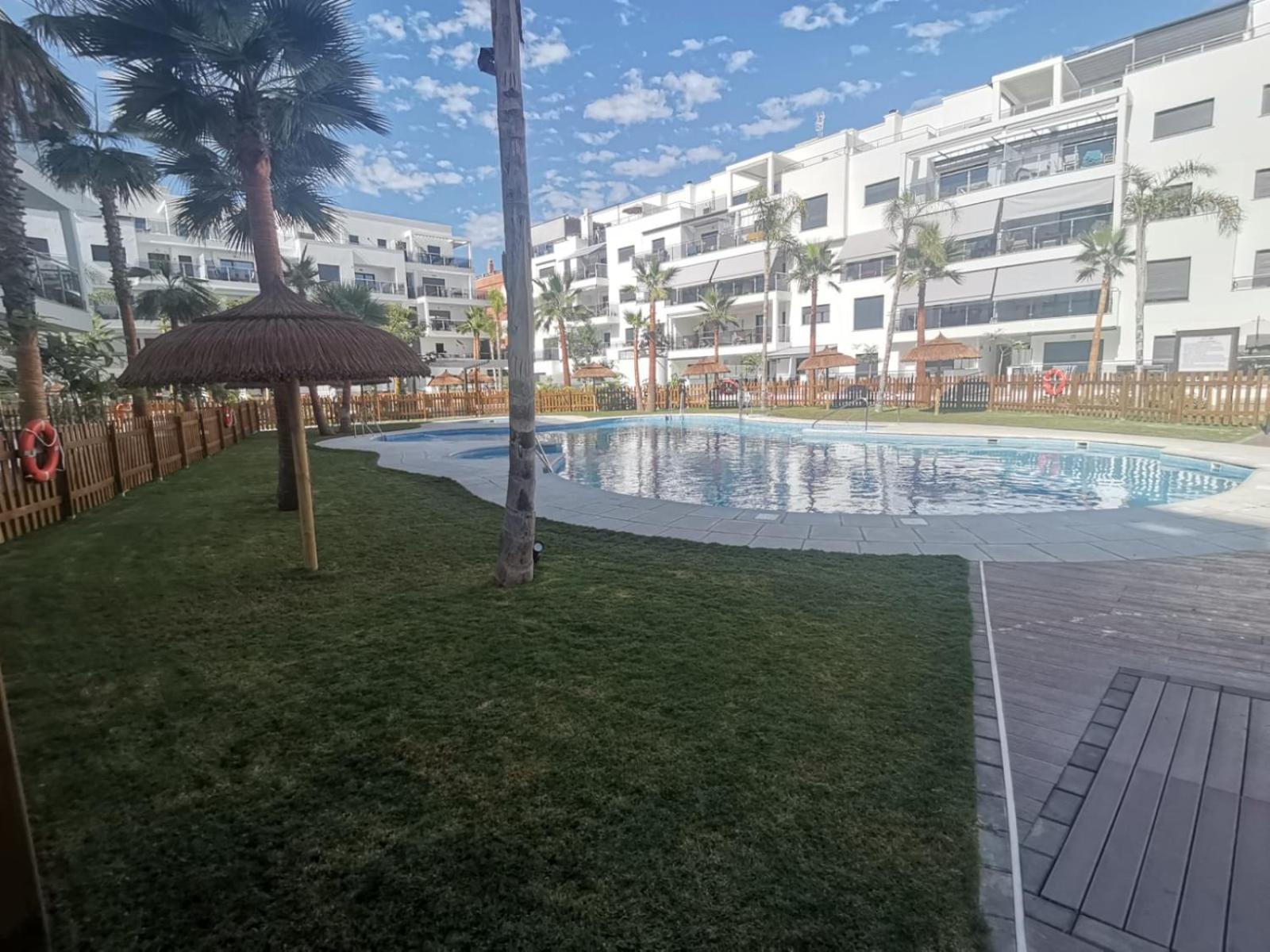 모트릴 Playa & Golf Deluxe En Playa Granada 아파트 외부 사진
